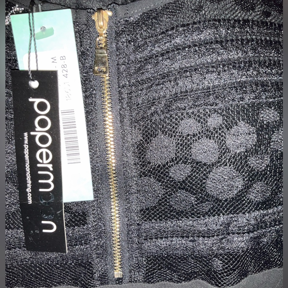 Papermoon medium Sabrina Yoke Detail Blouse - Picture 4 of 7